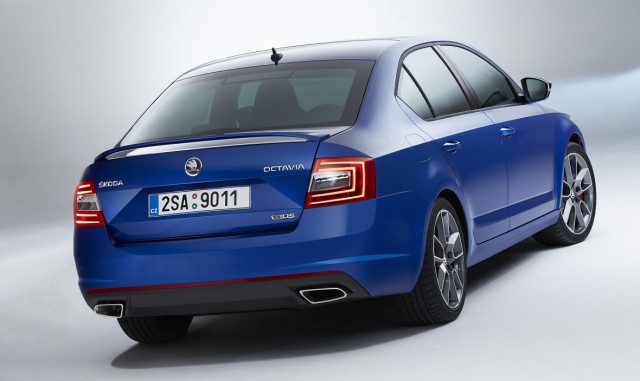 New SKODA Octavia vRS (1).jpg